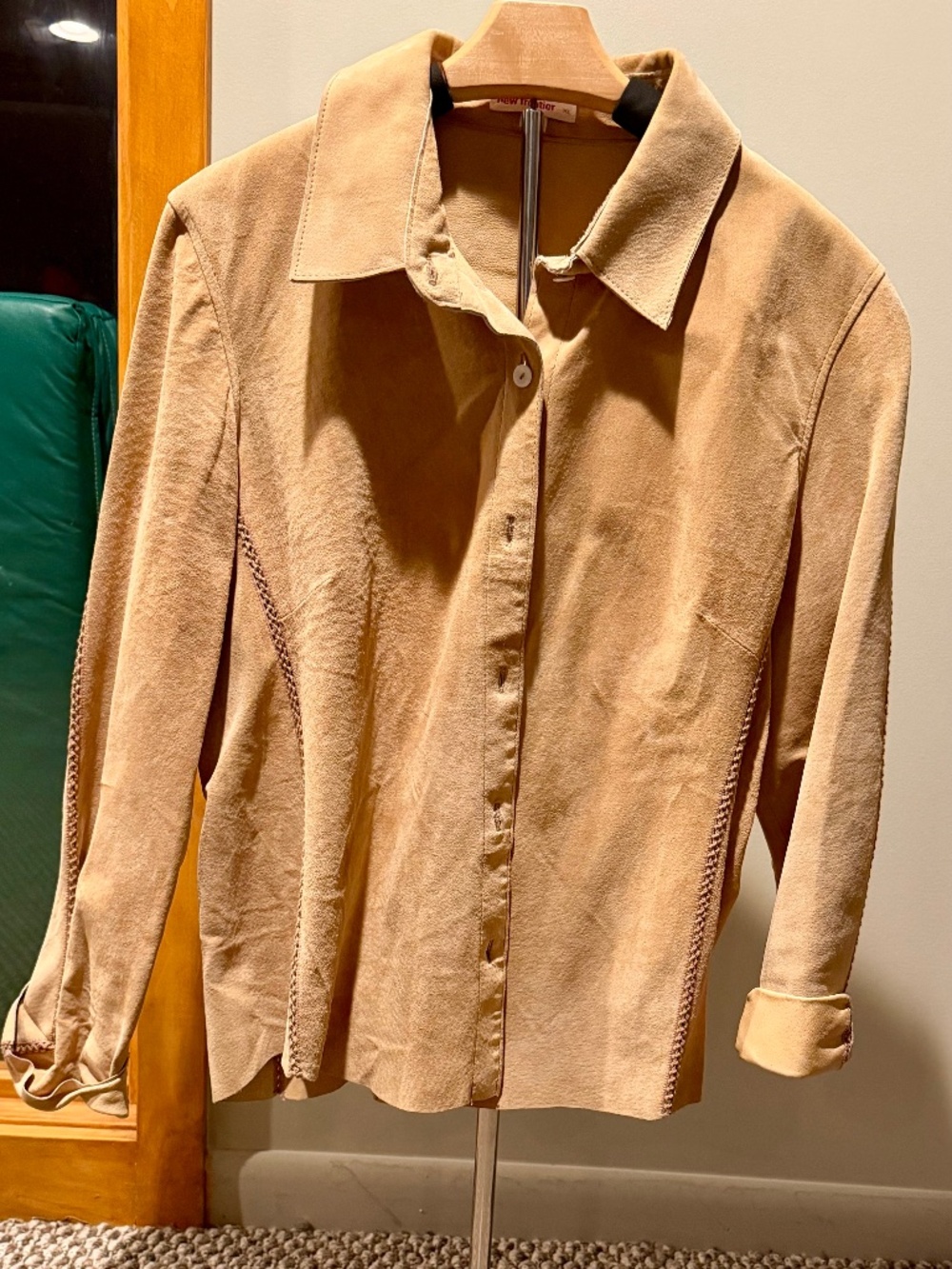 Women's Beige Suede Shirt w/detailed seams SZ-XL